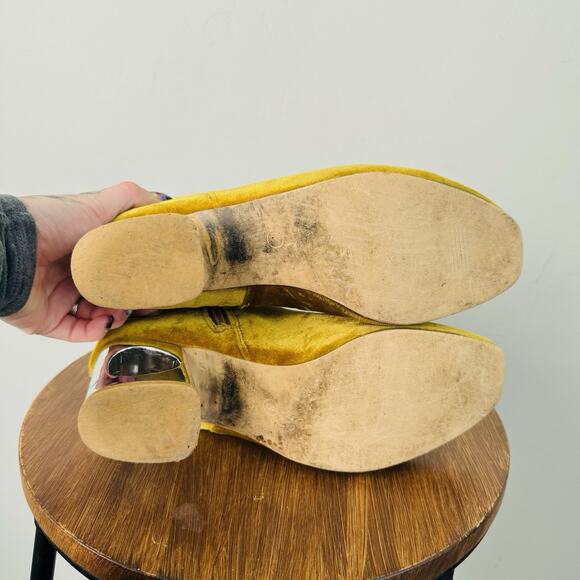 Women’s Brown Suede Leather heeled Bootie Womens Size 8 - Picture 7 of 11